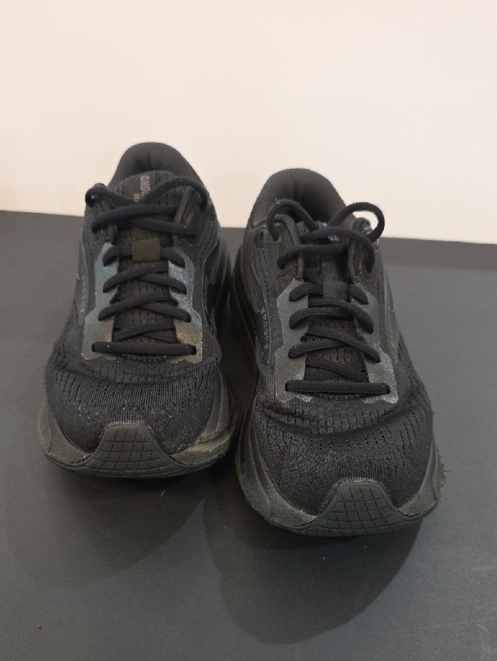 Brooks Ghost MAX 2 Women's Black Athletic Running Shoes Size 8 - Picture 4 of 10